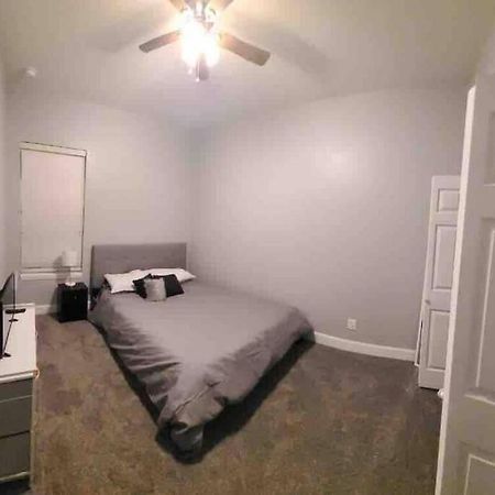 Entire House-Comfy/Close To Downtown/Ybor Tampa Kültér fotó