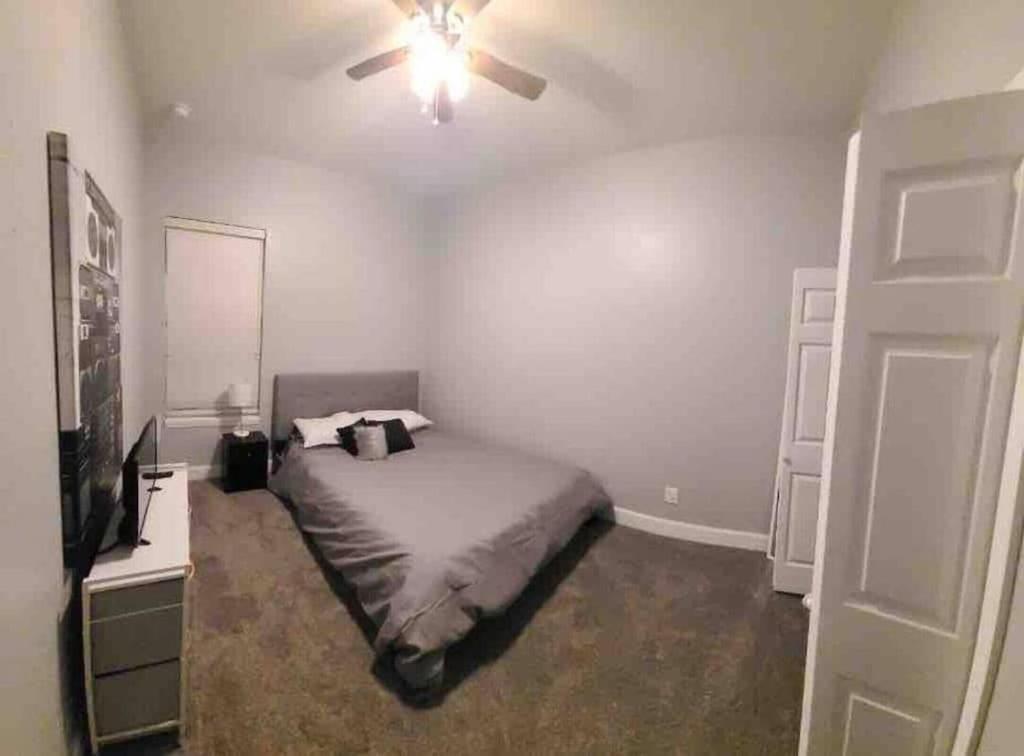 Entire House-Comfy/Close To Downtown/Ybor Tampa Kültér fotó