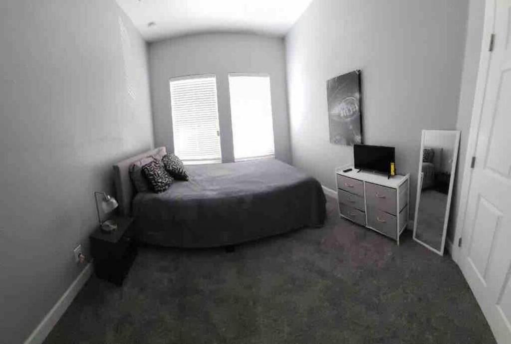 Entire House-Comfy/Close To Downtown/Ybor Tampa Kültér fotó